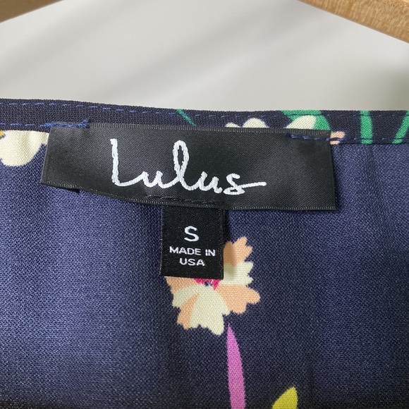Lulu’s Herbaceous Babe Navy Floral Print Shift Dress - Picture 10 of 12